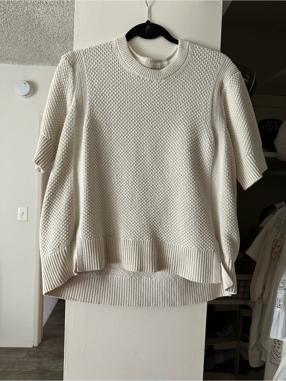 Banana Republic Cream Textured Short-Sleeve Crewneck Sweater